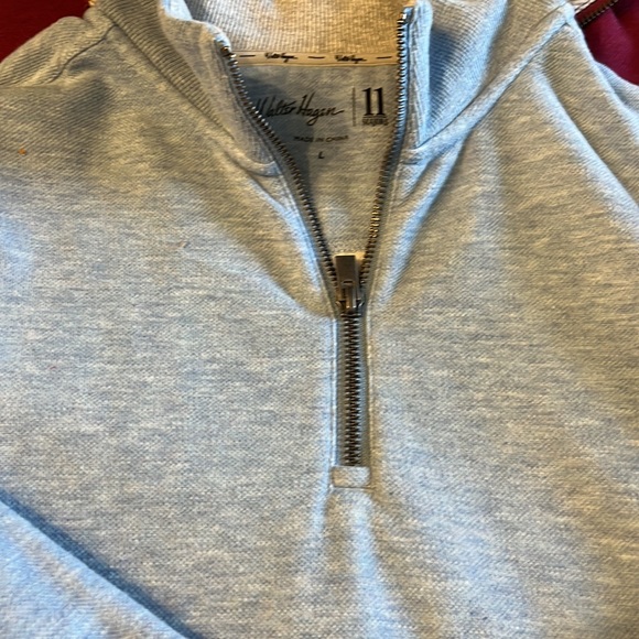 Excellent preowned condition. Made by Walter Hagen in a size medium and large. - Picture 3 of 6